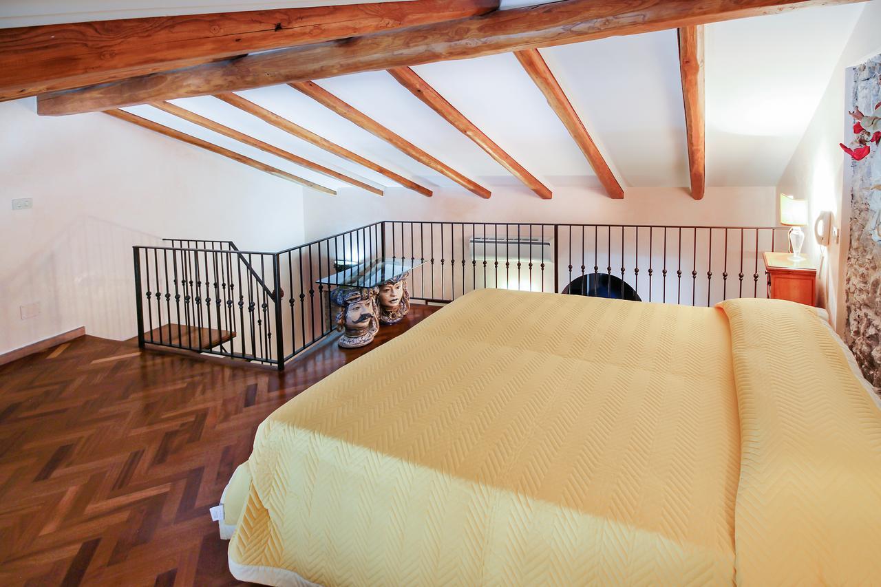 The Charme Of Sicily Apartment Taormina Ngoại thất bức ảnh